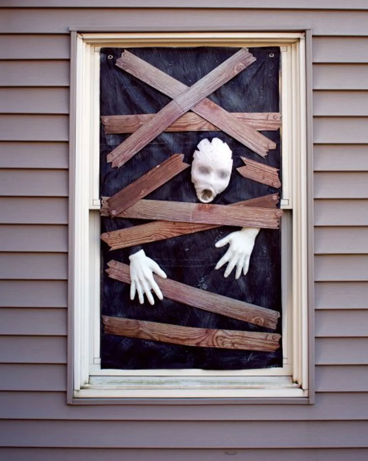 Fun World 3D Window Stalker Store